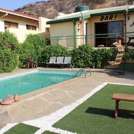 Onganga Hotel Pension Windhoek Buitenkant foto