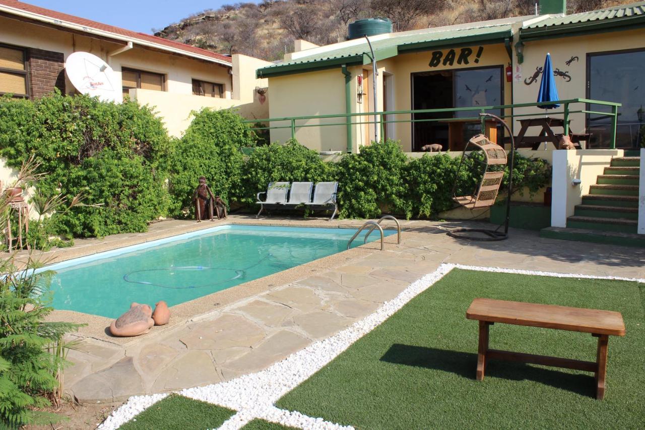 Onganga Hotel Pension Windhoek Buitenkant foto