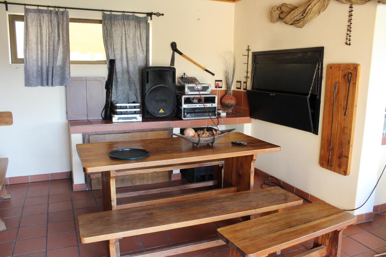Onganga Hotel Pension Windhoek Buitenkant foto