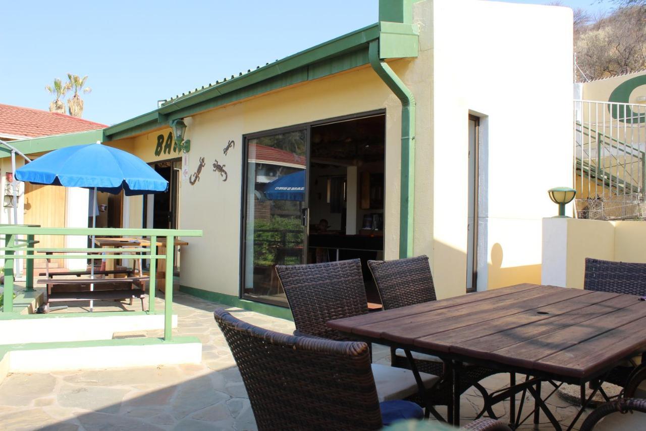 Onganga Hotel Pension Windhoek Buitenkant foto