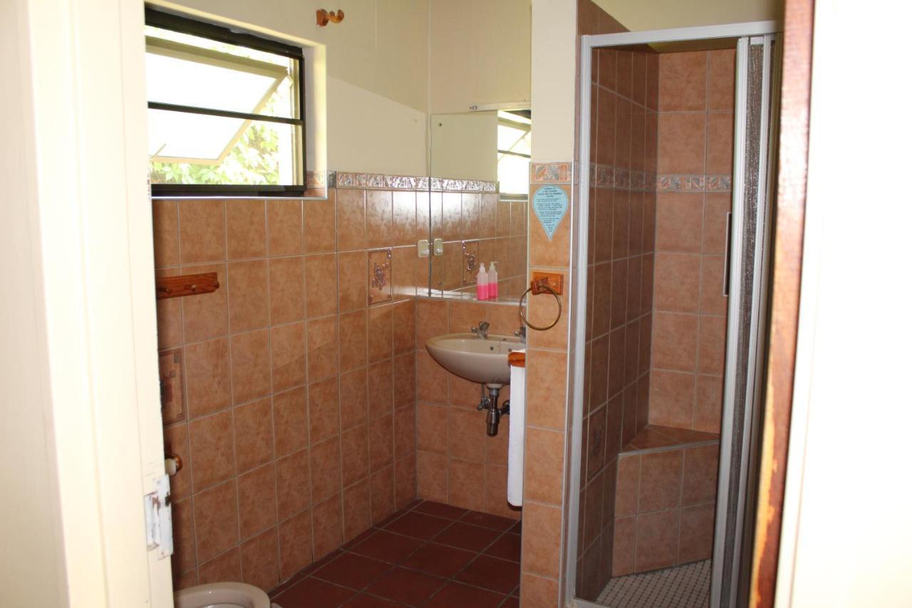 Onganga Hotel Pension Windhoek Buitenkant foto